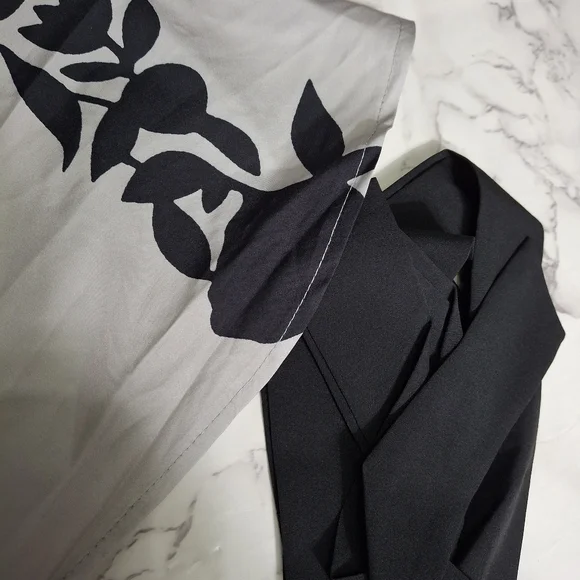 Elegant Black and Gray Floral Dress - Picture 4 of 7